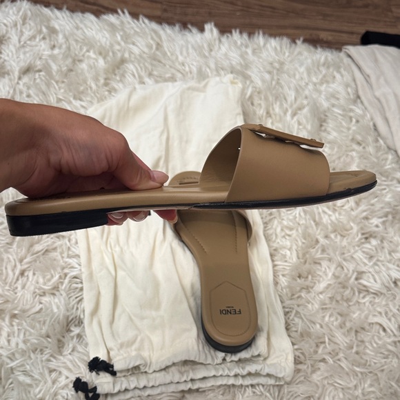 Fendi Beige Baguette Slide Sandals - Picture 4 of 12